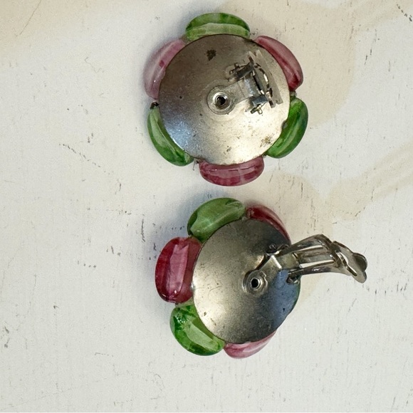Germany Glass & Milk Glass Cluster Clip On Earrings Vintage - Picture 5 of 7